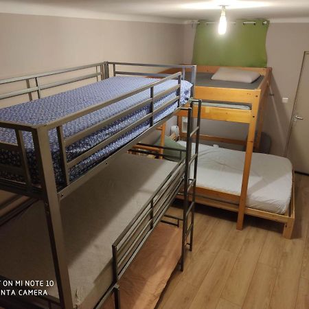 Logement Chambre Seul En Supplement Ou Dortoir Mixte ロックモール エクステリア 写真