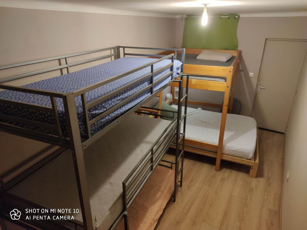 Logement Chambre Seul En Supplement Ou Dortoir Mixte ロックモール エクステリア 写真