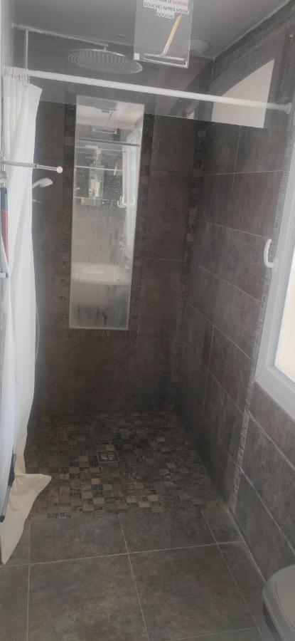Logement Chambre Seul En Supplement Ou Dortoir Mixte ロックモール エクステリア 写真